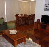 City Escape 3BD in Adelaides East End 6