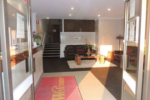 Comfort Inn Premier - Townsville Tourism 1