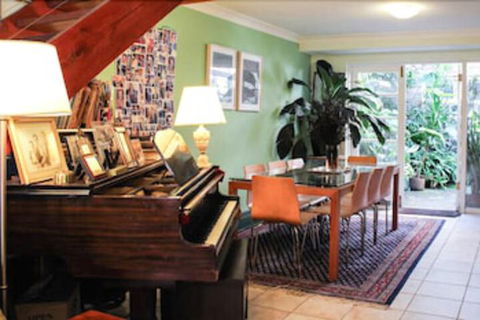 Historic Cottage - Holiday Sydney 6