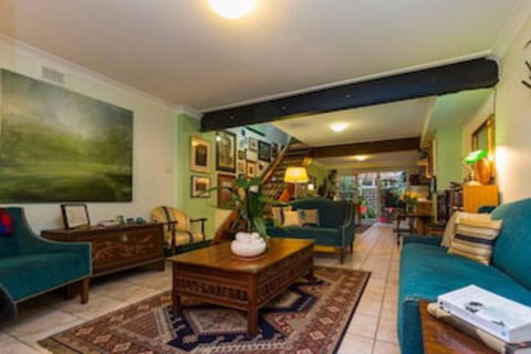 Historic Cottage - Holiday Sydney 0