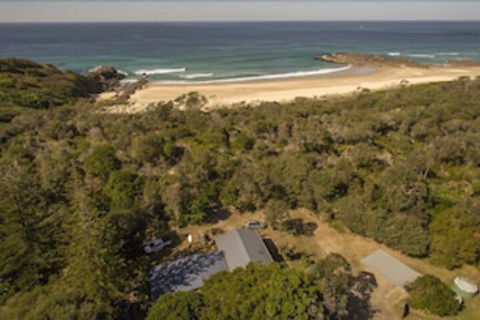 Plomer Beach House - Whitsundays Tourism 1