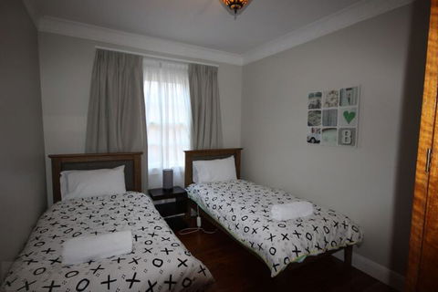 Lily May Cottage - Accommodation Perth 4