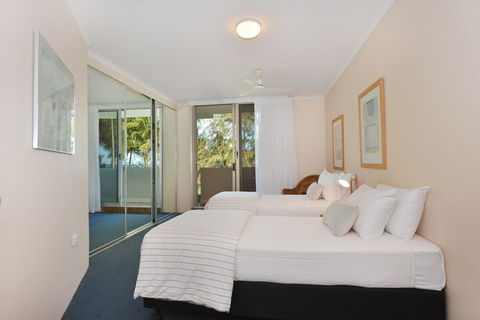 Paringa Beachfront Apartments - WA Accommodation 2
