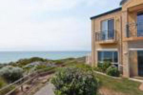 Caravel Beach House Mandurah - Holiday Melbourne 0