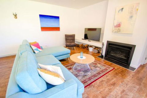 Apex House - Wagga Wagga Accommodation 1