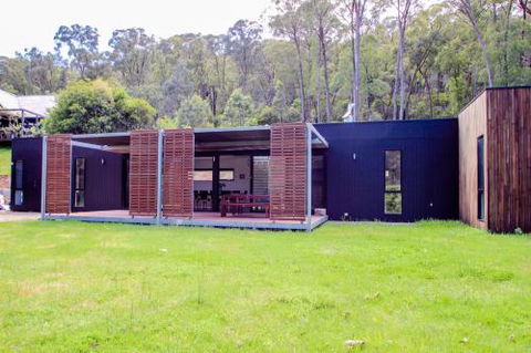 Apex House - Wagga Wagga Accommodation 0