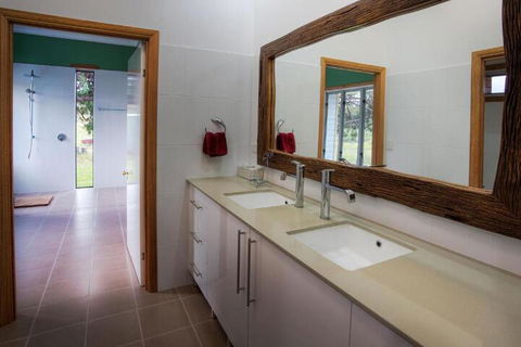Severn Dipity - Accommodation Newcastle 5