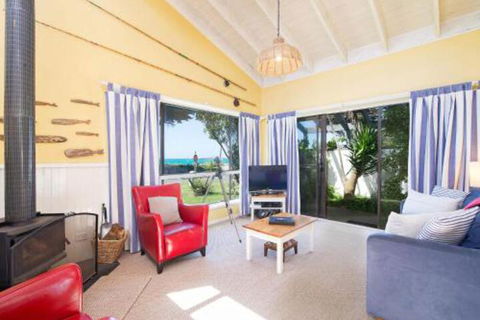 Beach Break - Casino Accommodation 5