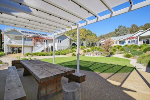 Winter Home - Our Place At Bright - Holiday Perth 0