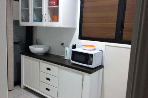 Inner City Granny Flat - Victoria Tourism 6