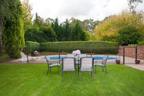 Clifton Gardens Bed & Breakfast Orange - Northern Rivers Accommodation 7
