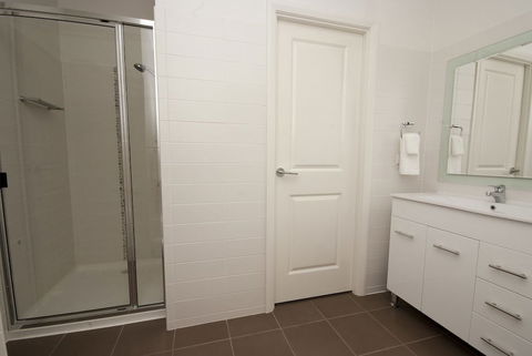 Woodville Beach Townhouse 5 - Holiday Sydney 2