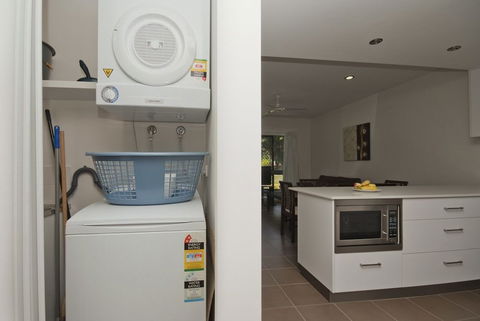 Woodville Beach Townhouse 5 - Holiday Sydney 6