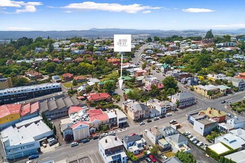Hideaway On George - Yamba Accommodation 1