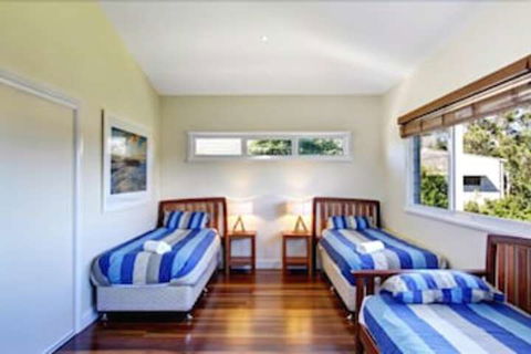 Away On Seaview Street - Northern Rivers Accommodation 5