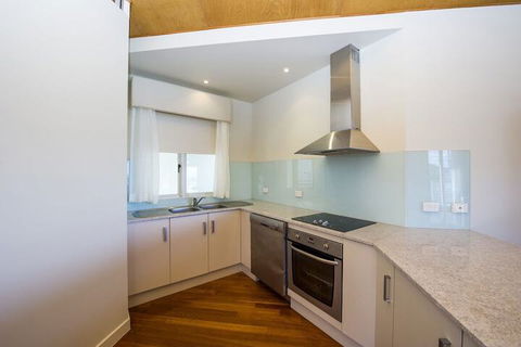 Waters Edge Townhouse 4 - Accommodation Sunshine Coast 7