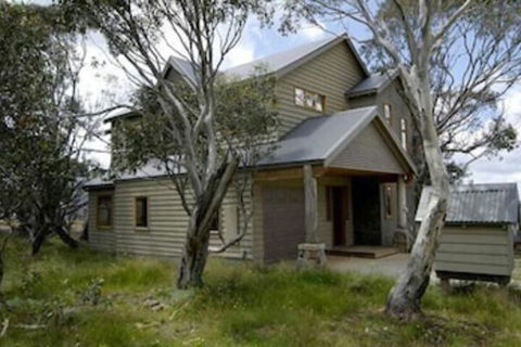 Ski Break - Accommodation Ballina 1