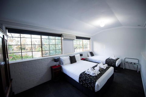 The Old Convent Dalwallinu - Casino Accommodation 6