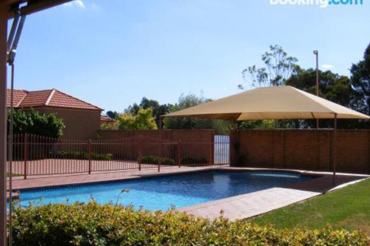 Fairways Bed & Breakfast At Jerilderie - thumb 5