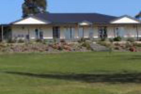 Nyora Lodge B & B - Hervey Bay Accommodation 0