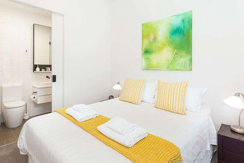 Class, Style And Location In Carlton - Northern Rivers Accommodation 6