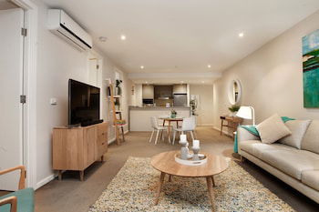 StayCentral On Nott St - Accommodation Australia 1
