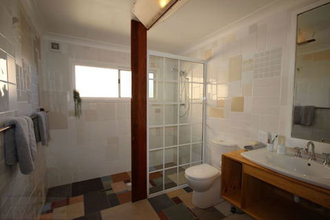 Up Cycle House Blackheath - Whitsundays Tourism 5