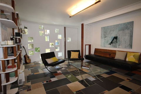 Up Cycle House Blackheath - Whitsundays Tourism 6