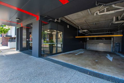 Magnum Serviced Apartments - WA Accommodation 2