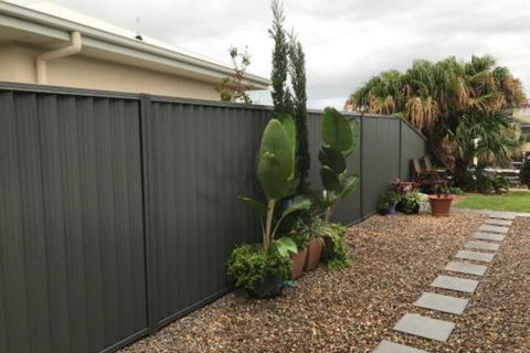 M & Ts Waterfront Bed & Breakfast - Accommodation VIC 6