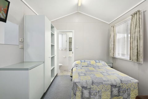 Dunbogan Caravan Park - Tourism Townsville 4
