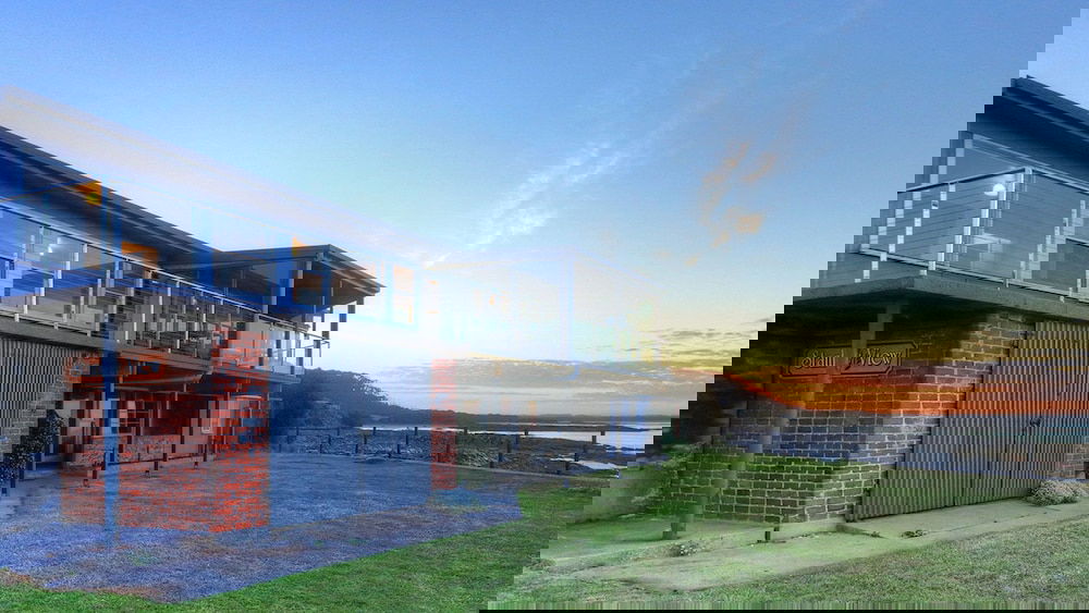 Cowrie Point TAS Holiday Melbourne