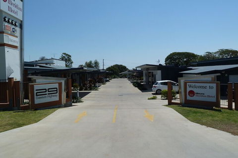 Moura Meridian Motel - NT Tourism 1