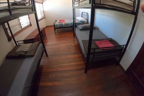 Kimberley Travellers Lodge - Hostel - Accommodation Airlie Beach 6