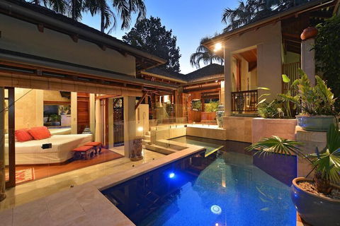 Villa 3 Far Pavillons Luxury Villa - Lightning Ridge Tourism 1