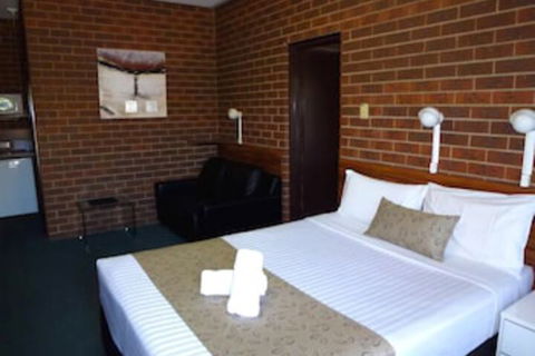 Healesville Motor Inn - Accommodation Redcliffe 2