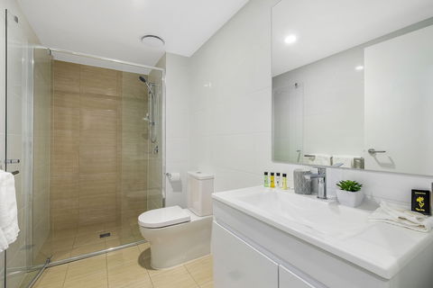Astra Apartments Newcastle West - Accommodation Broken Hill 0