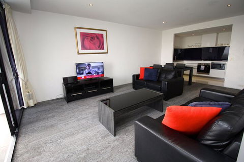 Cavill Avenue Luxury Private Apartments - Brisbane Tourism 2