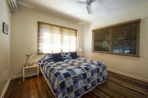 Twin Cottages - Accommodation Yamba 6