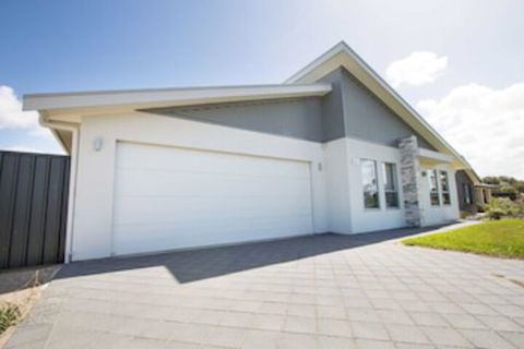 Brock's Base - Wagga Wagga Accommodation 0