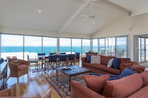 Seagull House Ocean Viewed House - Northern Rivers Accommodation 0