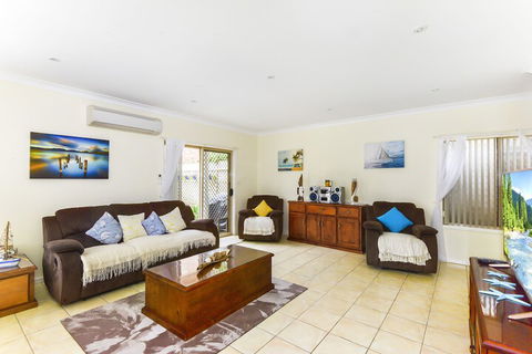 Annes Beach Getaway - Stayed 5