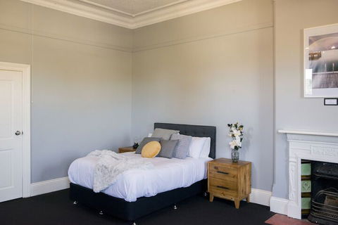 Abermain Hotel - WA Accommodation 3