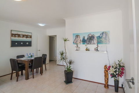 Cosy Murdoch Home - Casino Accommodation 2