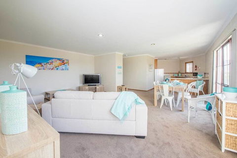 Astro Place - Accommodation Sunshine Coast 5