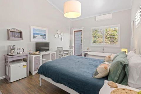 Margies Place - Wagga Wagga Accommodation 6