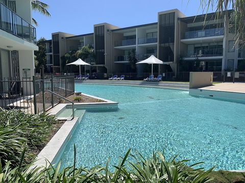 Absolute Waterfront Magnetic Island - Tourism Listing 1