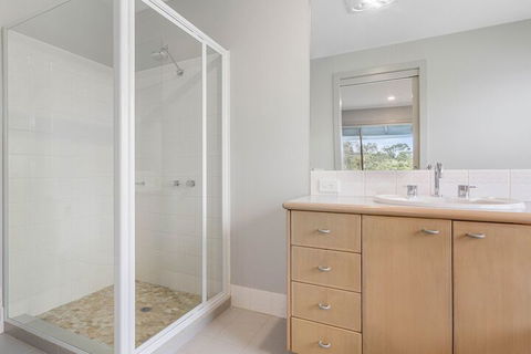 Greens On Pacific Way - Tweed Heads Accommodation 1