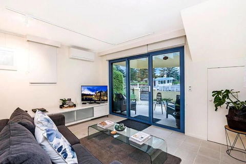 Edge17 Port Fairy Wharf - Lightning Ridge Tourism 7
