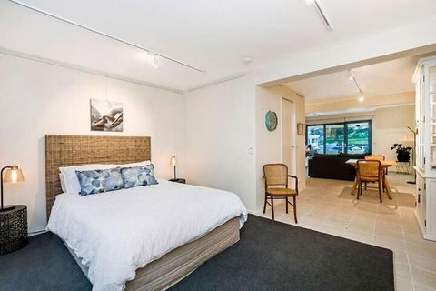 Edge17 Port Fairy Wharf - Lightning Ridge Tourism 3